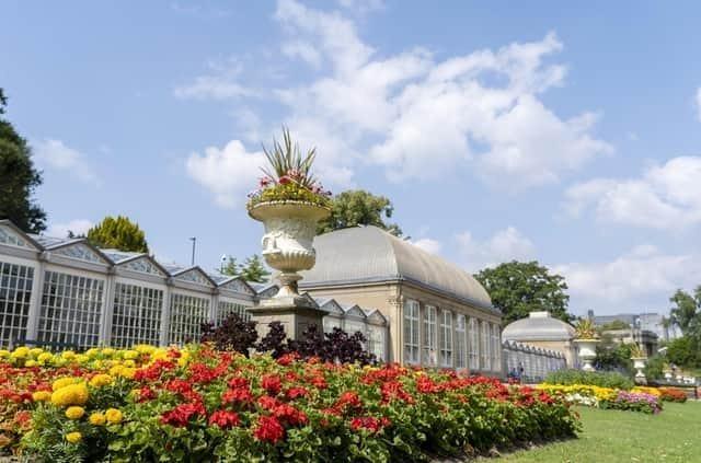 "This easy walk takes you through the Botanical Gardens and along the Porter Brook to Endcliffe Park."
