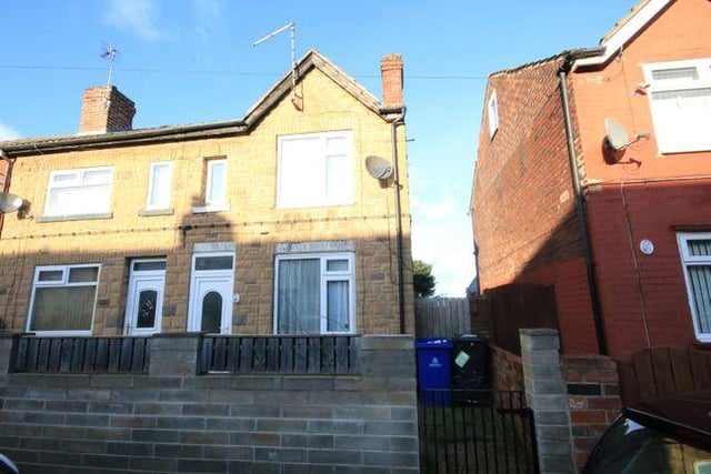 This two bedroom end terrace has a open plan lounge diner and an upstairs bathroom. Marketed by Horton Knights, 01302 977850.