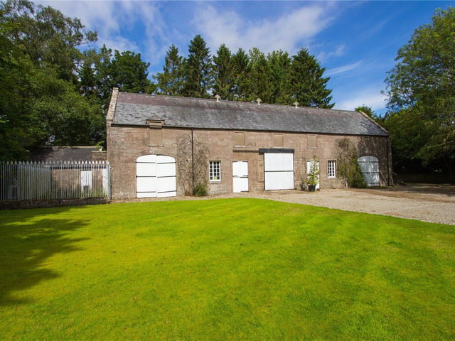 Coach house.