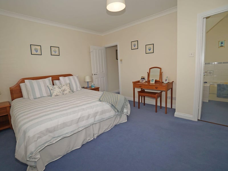 Look inside this four bedroom home in Bryher Island, Port Solent which is on sale for over £1.1m.