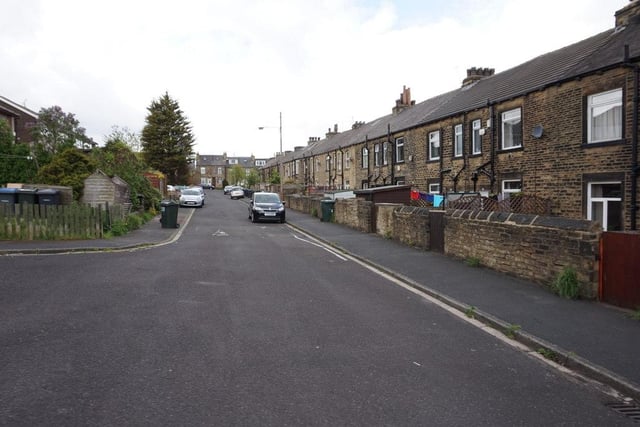 Both Bradford constituencies have a clear issue with child poverty, though Bradford East has seen a slightly less dramatic increase since 2014/2015 (Photo: Geograph: Ian S)