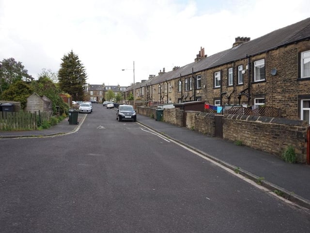 Both Bradford constituencies have a clear issue with child poverty, though Bradford East has seen a slightly less dramatic increase since 2014/2015 (Photo: Geograph: Ian S)