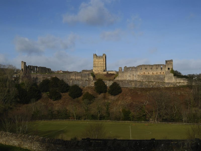 Guarding the gateway to the Dales, this 11th-century fortress overlooks the River Swale. Its well-preserved Keep offers panoramic views of the cobbled market town below and the rolling green hills beyond.