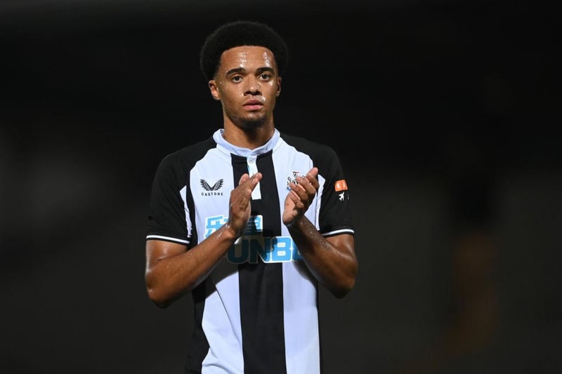 Much like Fraser, Lewis struggled with injuries in his first-season. However, he has now had a good pre-season and has a position at left wing back ready-made for him to grab. With Matt Ritchie not getting any younger, it could be Lewis’ season to impress.
 (Photo by Michael Regan/Getty Images)