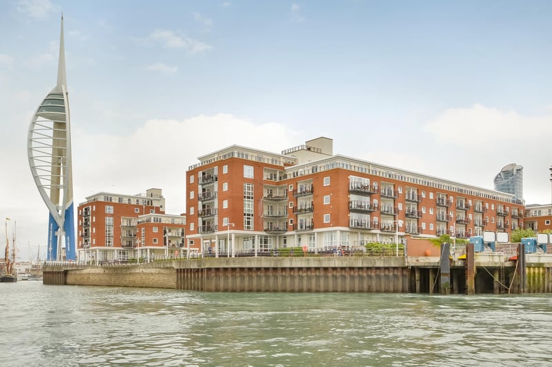 Gunwharf Quays - 3 bedroom flat - £1.95m