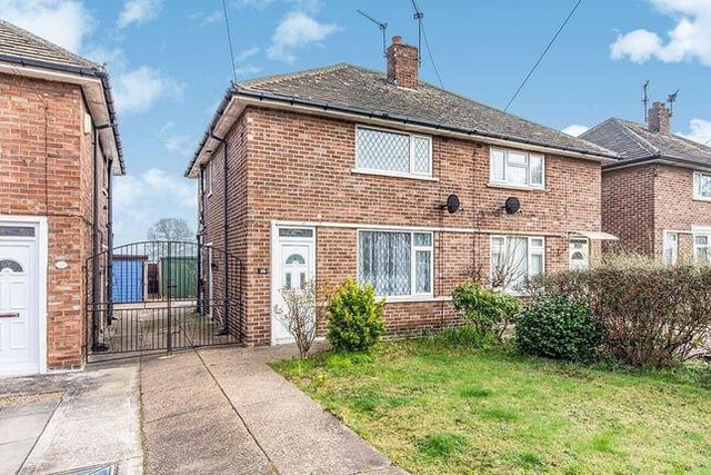 Viewed 1195 times in the last 30 days. This two bedroom semi-detached house has a modern kitchen and bathroom and is available now. Marketed by Your Move, 01302 457667.