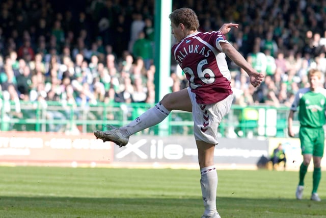 Zaliukas scores the only goal of the game as Hearts spoil Hibs' League Cup trophy parade plans with a 1-0 victory at Easter Road.