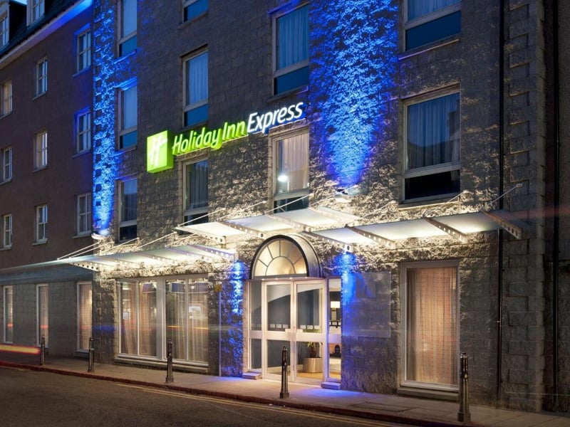 If you fancy a bargain stay in the Granite City, it's hard to go wrong with the Holiday Inn Express. Located right in the heart of the city centre, it's just £106 for a weekend stay, including a buffet breakfast.