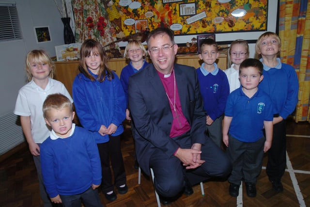 Vist by the Bishop of Sheffield Steven Croft to Woodsetts Primary in 2009