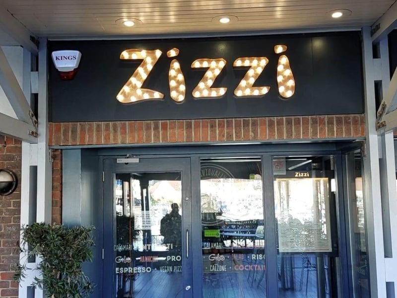 Zizzi in Port Solent has a rating of 4.5 from 2,437 Google reviews. One customer said it is "Consistently reliable and family-friendly".