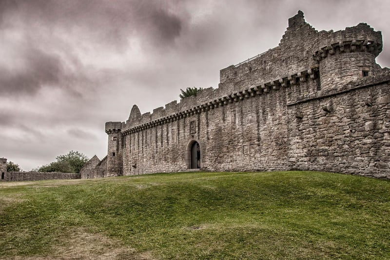 Edinburgh’s ‘other castle’, Craigmillar Castle stood a mile outside the old city walls, providing a retreat from Scotland’s capital and was used as a safe haven by Mary, Queen of Scots in 1566.