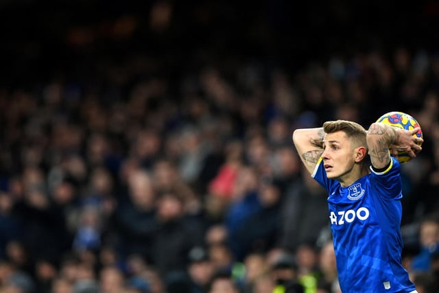 Chelsea are said to have made Everton full-back Lucas Digne their number one target for the upcoming transfer window, as they look to secure cover for the injured Ben Chillwell. Digne, a former Barcelona player, has made over 100 Premier League appearances for the Toffees. (L'Equipe)