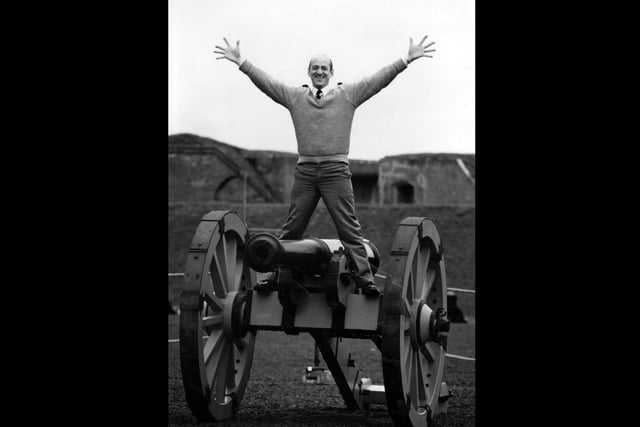 All fired up, Executive officer at Fort Nelson, Phil Magrath, with the replica Serer cannon which is one of the exhibits at the artillery museum that is regularly fired for visitors, 1994. The News PP5734