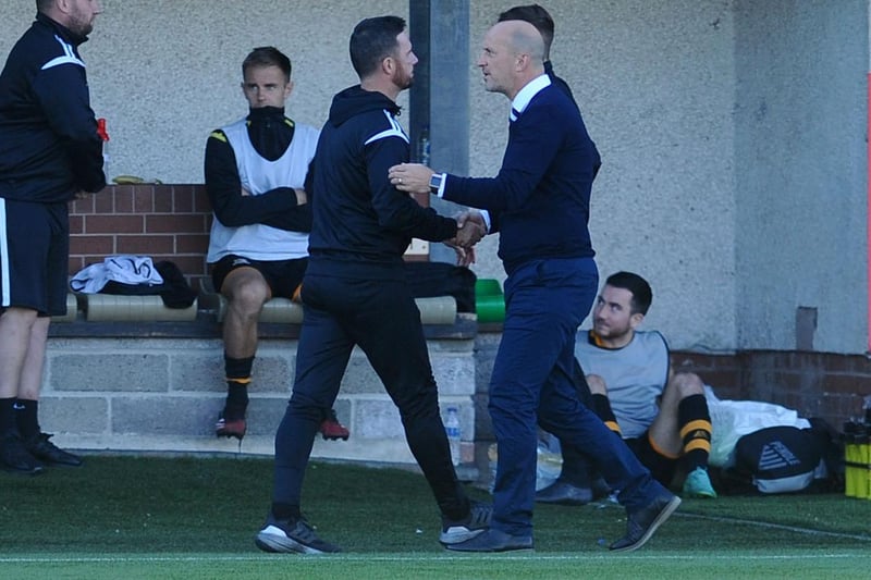 Alloa boss Barry Ferguson and Paul Sheerin, his opposite number at Falkirk, shaking hands at the end of the game