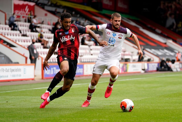 Tottenham are in talks to sign Bournemouth and Norway striker Josh King and also want the Cherries' English forward Callum Wilson. (Talksport)