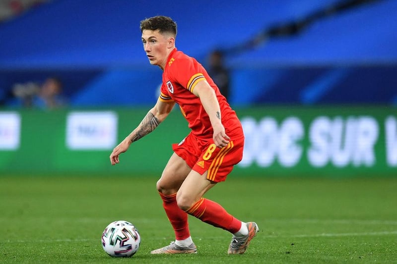 Leeds United are in talks over the potential signing of attacking midfielder Harry Wilson from Liverpool. (Mercado Ingles)

(Photo by Valerio Pennicino/Getty Images)