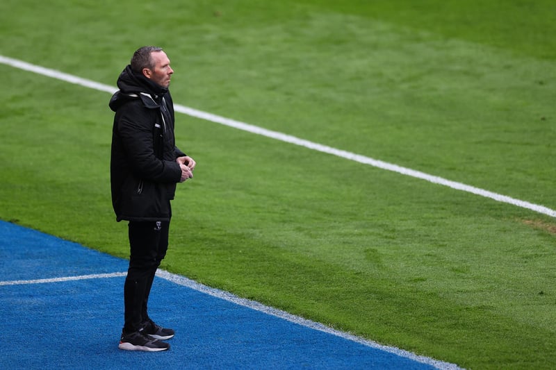 Lincoln City boss Michael Appleton has been named the odds-on favourite to become the next West Brom manager, ahead of ex-Sheffield United man Chris Wilder. The Imps fell at the final hurdle in the battle for promotion, losing out to Blackpool. (SkyBet)