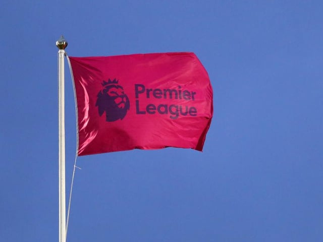 The Premier League have given the green light for clubs to return to training in small groups from Tuesday after an unanimous vote. (Various)