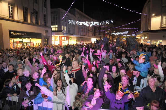 Commercial Road Christmas lights switch on in Portsmouth in 2011. The crowd.
Picture: Paul Jacobs (114102-18)