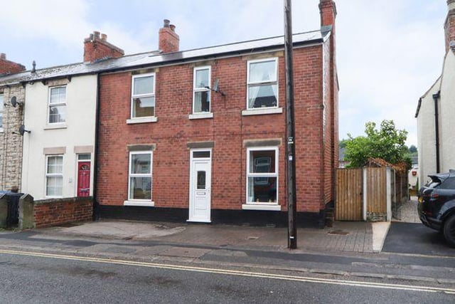 Viewed 1479 times in last 30 days. This three bedroom house has original features and a courtyard garden. Marketed by Redbrik Estate Agents, 01246 920990.