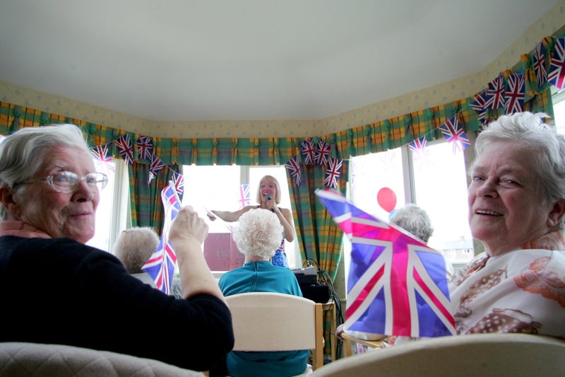 Residents at the Bedewell Grange Residential Home were celebrating the Queen's 80th birthday in 2006.