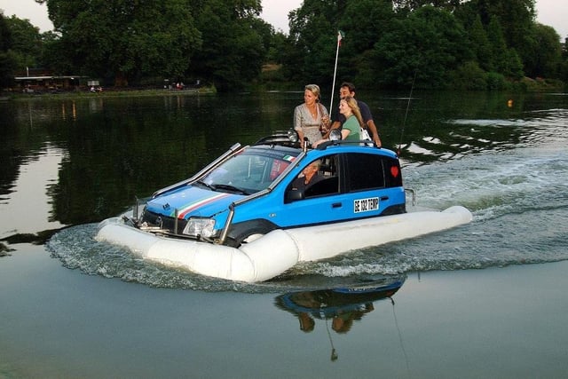Yes, this really is an amphibious Fiat. A one-off rather than a special edition, it featured a floatation belt and waterjet propulsion on the rear axle plus a four-wheel-drive system. In 2006, it successfully crossed the English Channel in six hours
