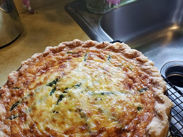 We can't that we absolutely would eat the entirety of this masterpiece from Holly.