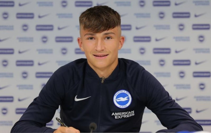 Oldham will be due £150K after another 10 first team appearances for a Sky Bet League One club. 

Oldham will be due £150K after another 10 first team appearances for a Sky Bet League One club.

10% of his next transfer fee will be owed to Brighton.

Your board has negotiated a potential buyout fee for this clause. If you choose to buyout the clause you will owe £5.22K to Brighton. 