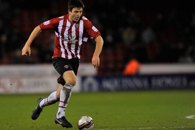 Sheffield United vs Rochdale - Blades defender Harry Maguire runs with the ball