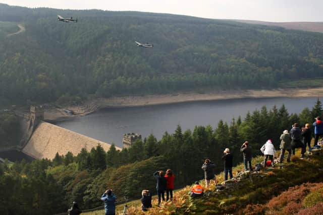 The new SnakeX57 bus service being launched by Hulleys of Baslow connects Sheffield and Manchester with popular Peak District walking destinations including the Ladybower Reservoir
