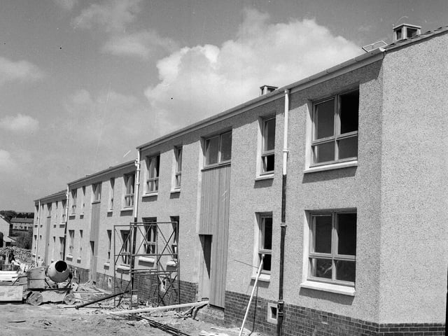 Flats under construction at Colinton Mains in July 1964.