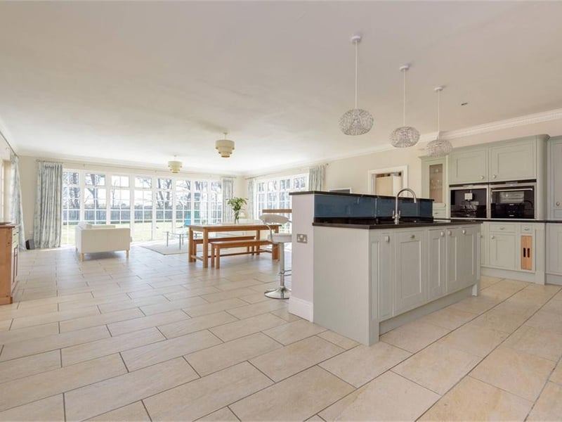Kitchen / Family room.
