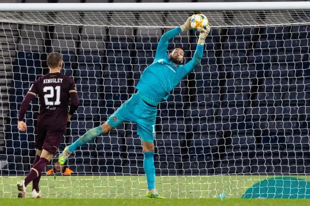 Goalkeeping coach Peter Latchford said he'd eat his smelly gloves if Craig Gordon didn't make the grade after seeing the Hearts stopper up close as a youngster (Daily Record)