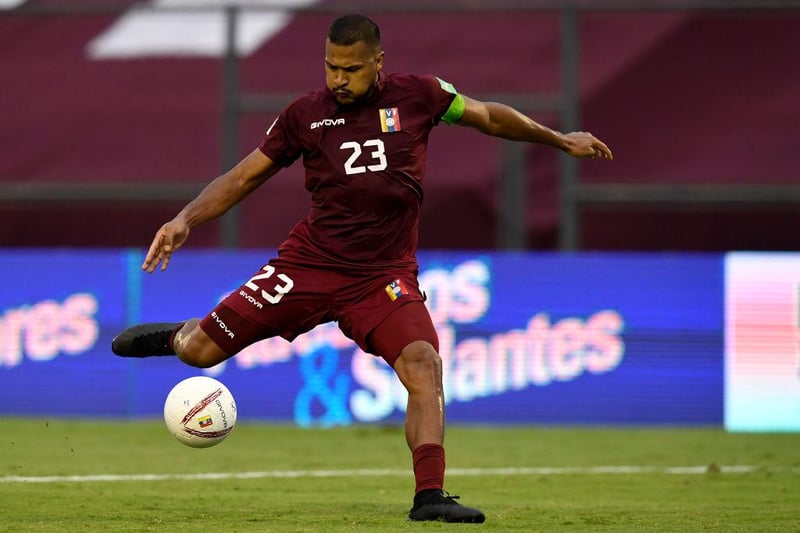 West Ham are now interested in signing Salomon Rondon before the transfer window closes. (Daily Mail)

 (Photo by Federico Parra - Pool/Getty Images)