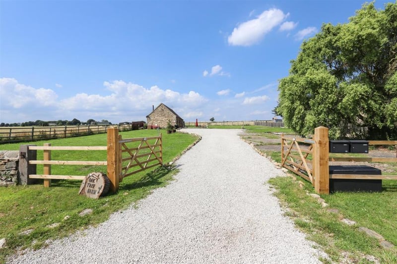 The property enjoys an idyllic location surrounded by stunning Derbyshire countryside.