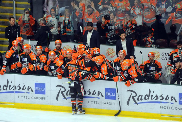 Steelers win the Challenge Cup