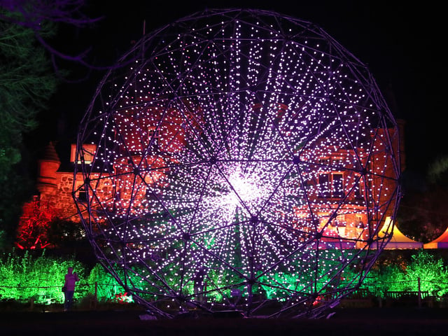 The light trail, which is open to the public until January 3, will take visitors on a moonlit journey through an enchanted ice forest, past Penguins Rock and ending up at the Zoo's own North Pole.
