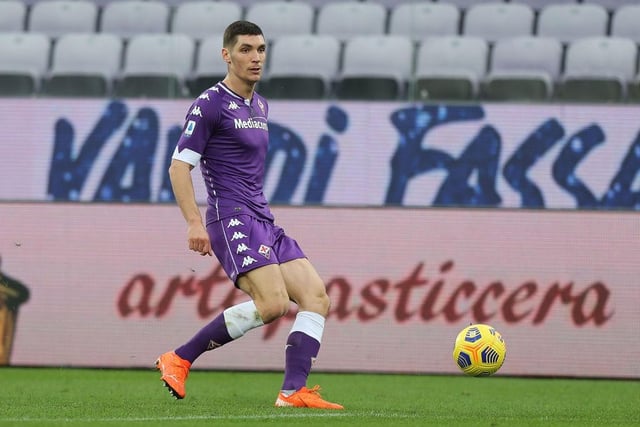 Manchester United are in pole position to sign Fiorentina defender Nikola Milenkovic this summer. (Calcio Mercato) 


(Photo by Gabriele Maltinti/Getty Images)