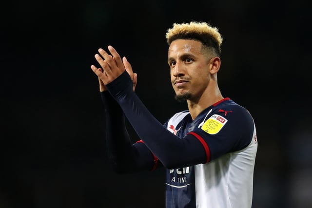 Danny Mills has argued that un-vaccinated footballer's who miss games due to testing positive for Covid-19 should be docked wages, as they currently are in the NBA. West Brom's Callum Robinson has been ruled out of action twice in such circumstances, but is unwilling to receive the vaccine. (Football Insider)