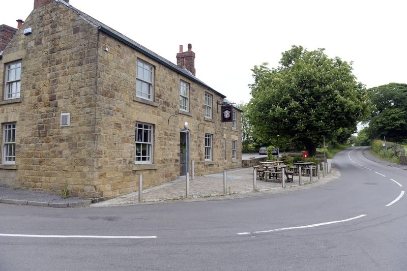 The Devonshire Arms Middle Handley | B&B, Lightwood Lane, Middle Handley, near Eckington.
Rated 5 out of 5 from 49 reviews on Tripadvisor, with zero ‘terrible’.
