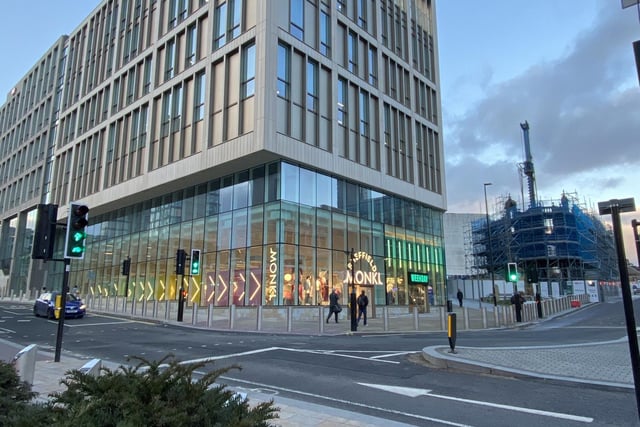 Already open and thriving, Grosvenor House is home to global organisations CMS and HSBC, with them opening offices at the new development. Grosvenor House is also home to two new retail stores, Weekday and Monki, as well as the Sheffield coffee chain, Marmadukes.