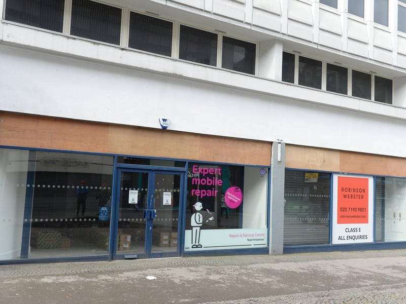 The Carphone Warehouse has now closed.