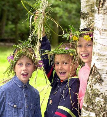 Kate Varga, Nathan Badger, Natasha Bardney at Sandall Beat Woods in 2000.