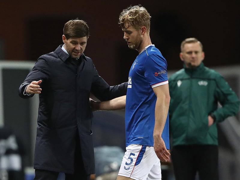 Liverpool are lining up Rangers boss and former Reds captain Steven Gerrard to replace manager Jurgen Klopp, who could be tempted to become Germany's manager if the job becomes available. (Sunday Mirror)