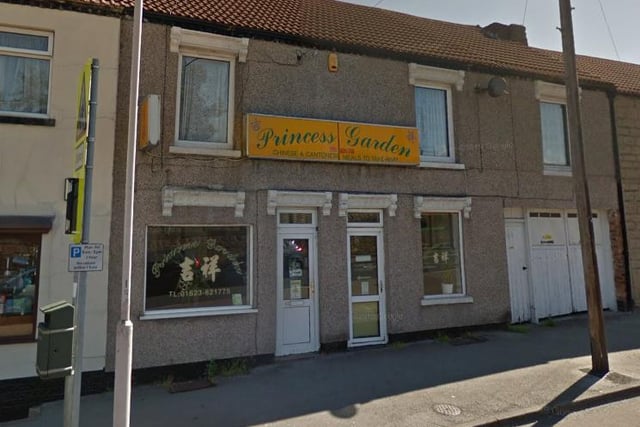 One Google review of this Chinese and Cantonese takeaway said: "Very good service and quality king prawn chow mein, excellent"
