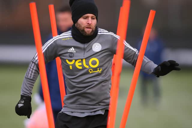 Sheffield United's players, including Oliver Norwood, cover every eventuality during training: Simon Bellis/Sportimage