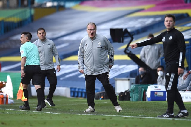 Marcelo Bielsa gives his team instructions during the seven-goal thriller.