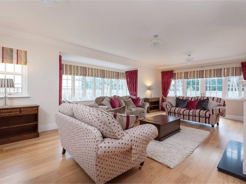 Drawing room.