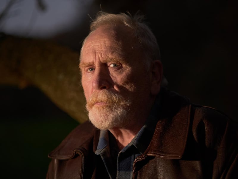While filming a new drama in Glasgow, James Cosmo visited Charcoals Indian restaurant on Trongate. 