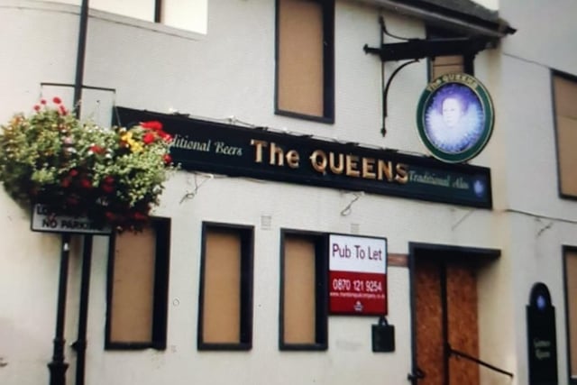 The Queens Head on Queen Street was a popular pub in the town centre in years gone by.